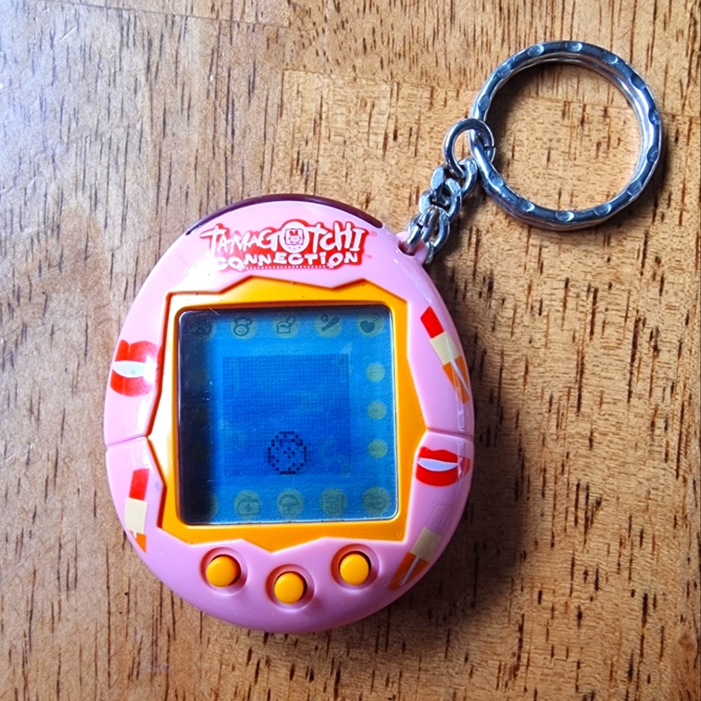 Tamagotchi ConnectionV2 Pink With Lipstick and Lips Design Vintage 2004